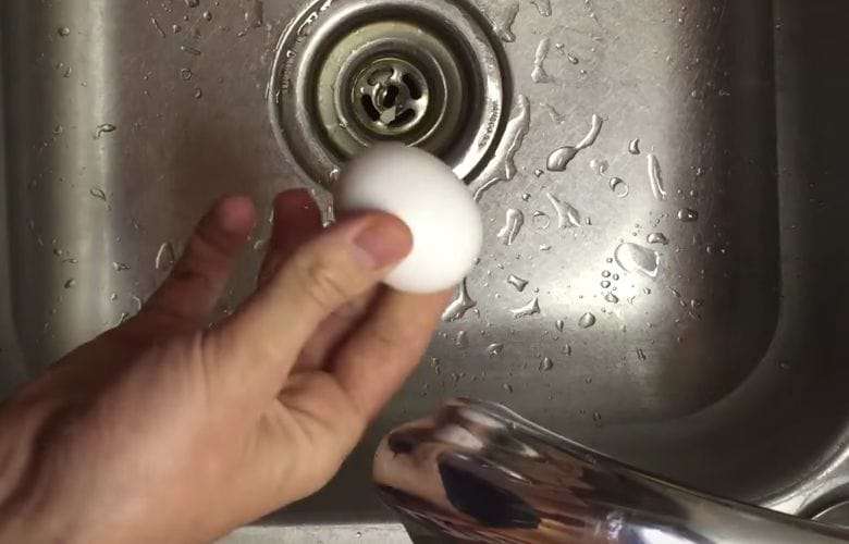 Taboola Ad Example 45529 - Очистите вареное яйцо всего за три секунды! Это потрясающе!